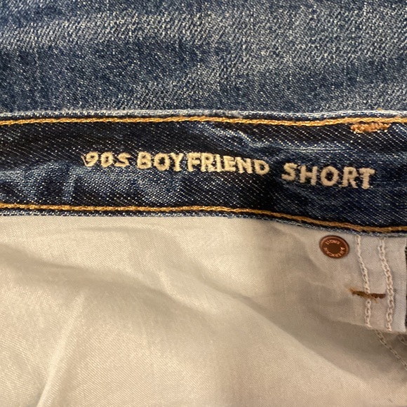 American Eagle 90s Boyfriend Short - Picture 3 of 4